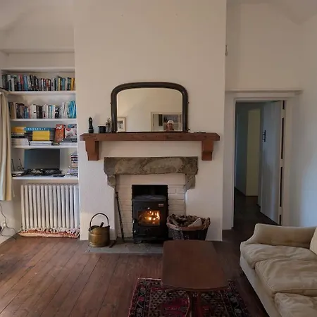 Charming 2 Bedroom Near Skibbereen With Stove And Views * Runalunn